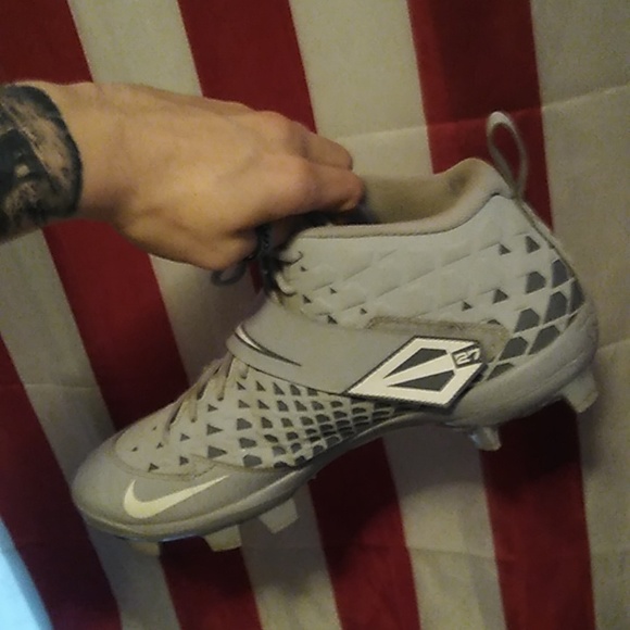 NIKE FORCE ZOOM TROUT 6 METAL Mens Mid Baseball Cleats - Picture 6 of 6